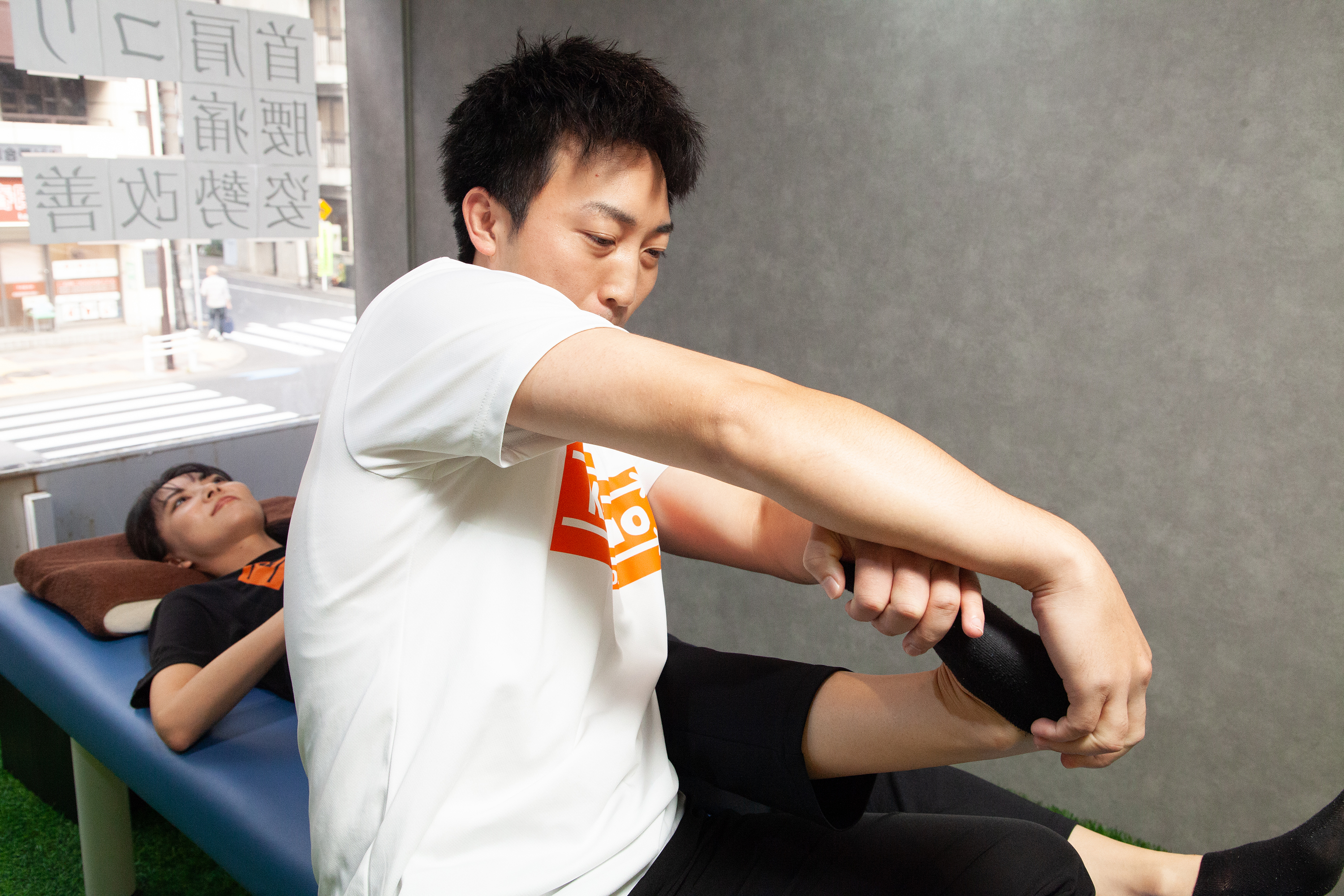 むくみ解消に効果的なストレッチ